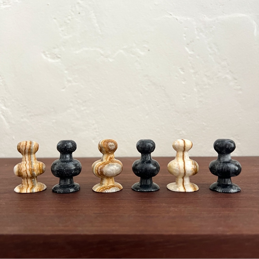 Lot of 6 hand carved onyx pawn tan black stone chess game pieces